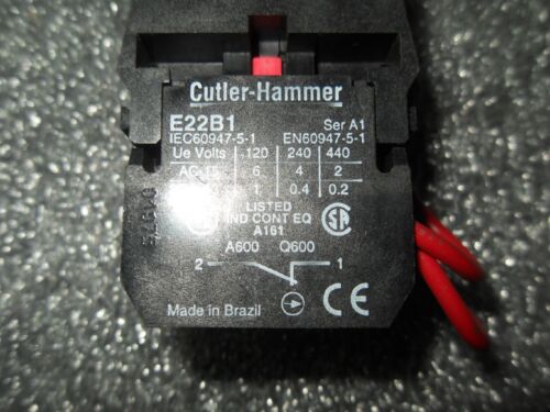 Cutler-Hammer E22TL1 Push to Test Pilot Light