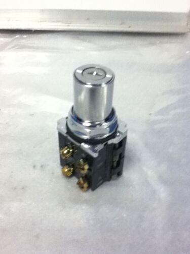 Cutler-Hammer 10250T15112-23X SELECTOR SWITCH