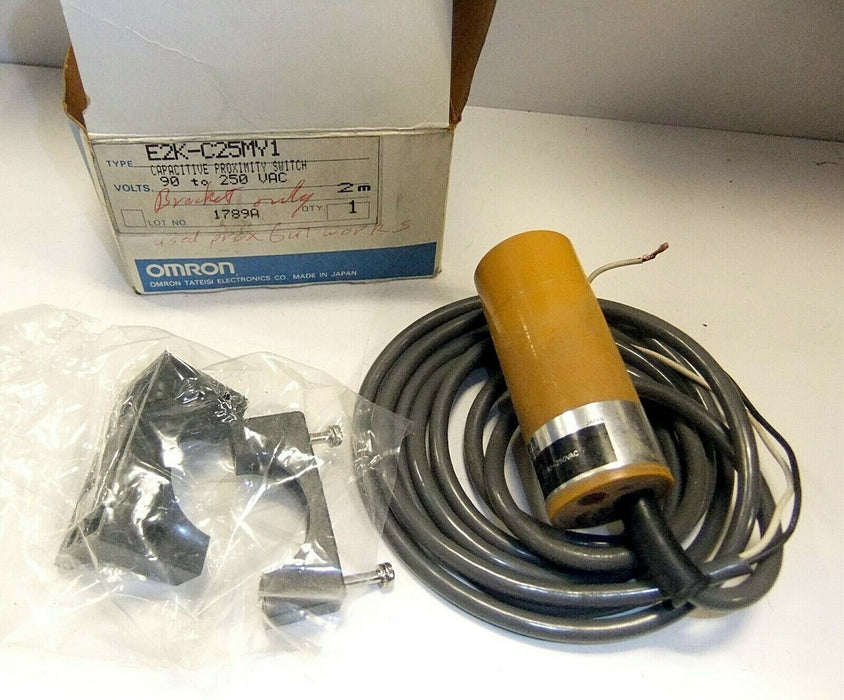 Omron E2K-C25MY1 Capacitive Proximity Switch 90-250 Vac