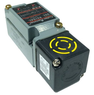 Cutler-Hammer E51ALS1 24-120 V AC Shielded Inductive Proximity Sensor w/ LED