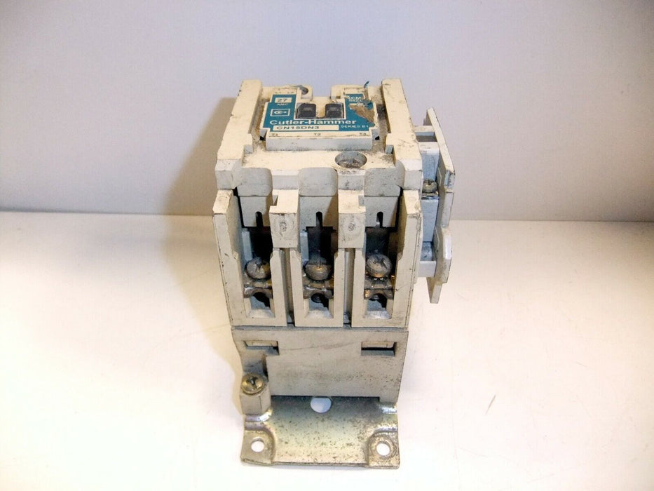 Cutler-Hammer Contactor 27A CN15DN3