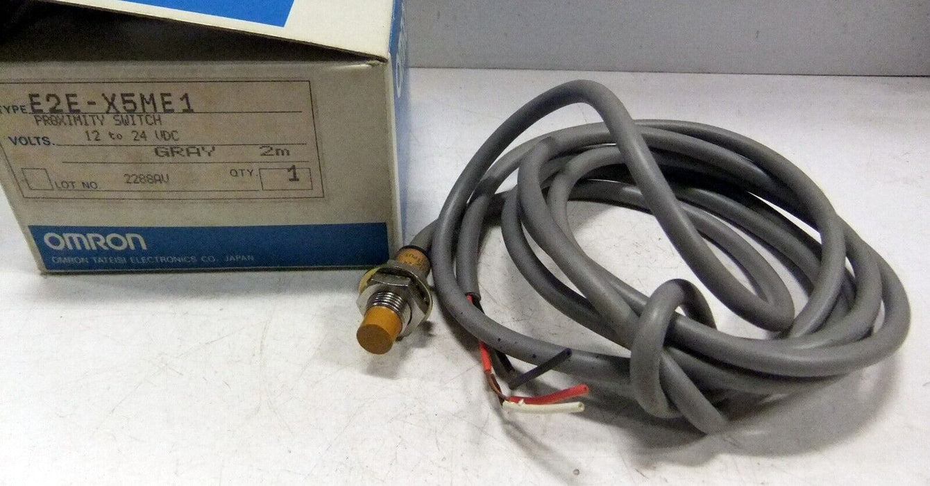 Omron E2E-X5ME1 Proximity Switch