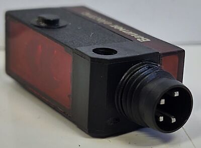 Baumer Electric FZDK 10P5101/S35A M433 Photoelectric Diffuse Sensor