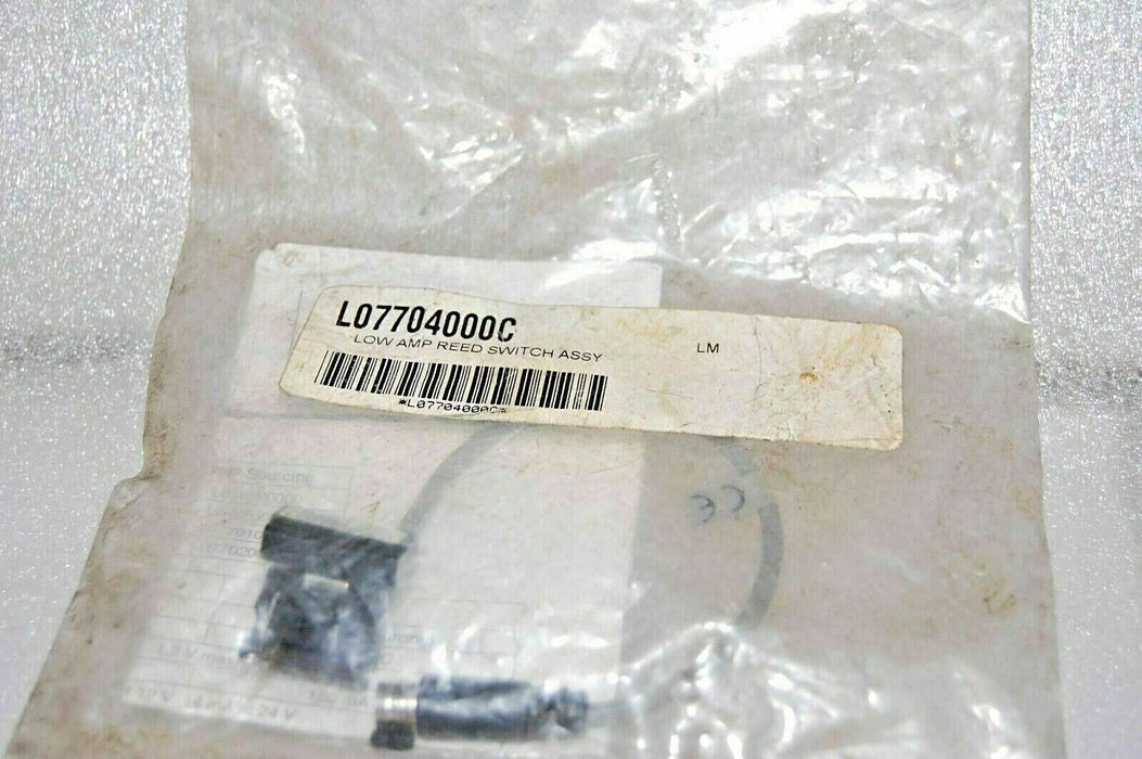 Parker Schrader Bellows Low Amp Reed Switch Assy L07704000C