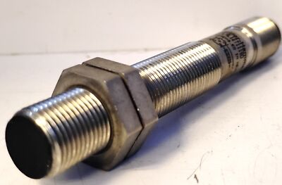 Cutler-Hammer E57LAL12T111SD 10-50 V DC Shielded Inductive Proximity Sensor