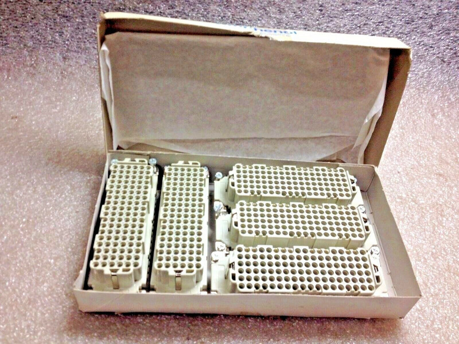5 Amphenol C146 10B108 000 9 Connectors