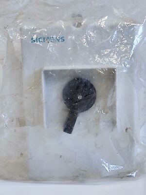 Siemens 3VU9133-2GA00 Electrical Enclosure for Motor Starter w/ Rotary Operator