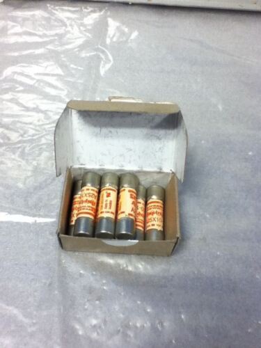 1 LOT OF 8 Ferraz Shawmut A25X10-1 FUSES