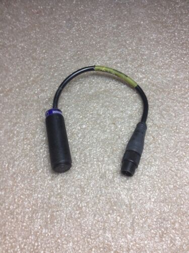 Telemecanique XU2-P18PD9AB Photoelectric Sensor