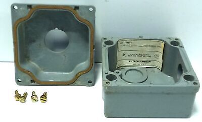 Cutler-Hammer 10250TN11 NEMA 4,4x,12,13 Watertight/Oiltight Pushbutton Enclosure