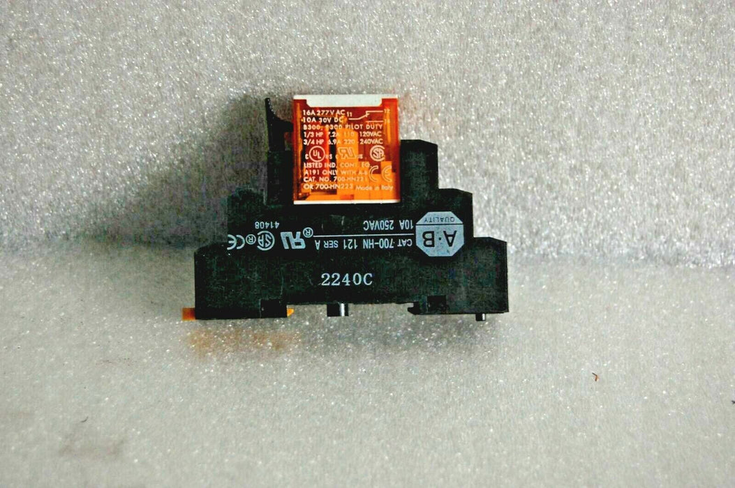 Allen-Bradley Guardmaster Relay 700-HN-121