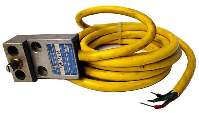 Telemecanique MS04S03-00 125/250 V AC 5 A Limit Switch