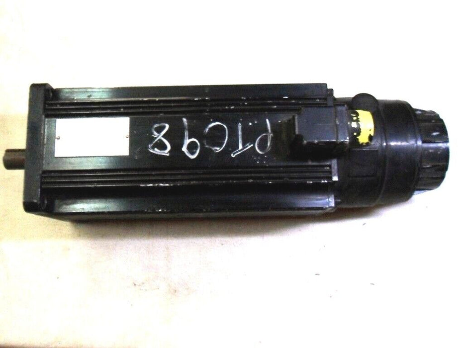 Indramat MAC 090C-0-KD-4-C/110-B-0/WI520LV/S001 Servo Motor
