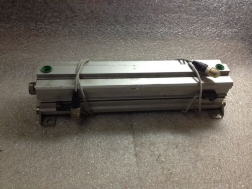 SMC NCDQ2L50-250DC Cylinder