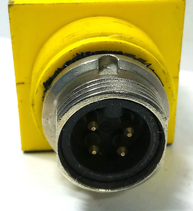 Banner Engineering SM912LVQD VALU-BEAM 10-30 V DC Photoelectric Proximity Sensor