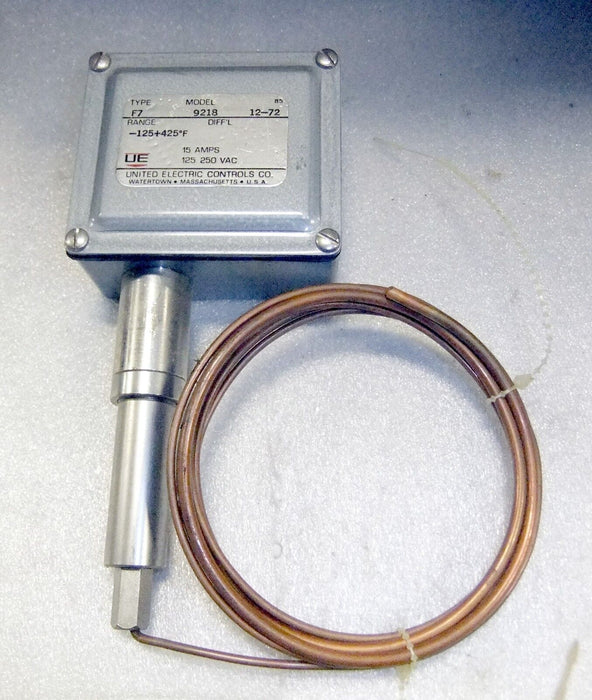United Electric Temperature Control Type F7 Model 9218 -125 + 425 F