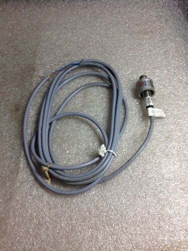 Balluff BES-516-207-BO-E Sensor with Btm 003172 Add On
