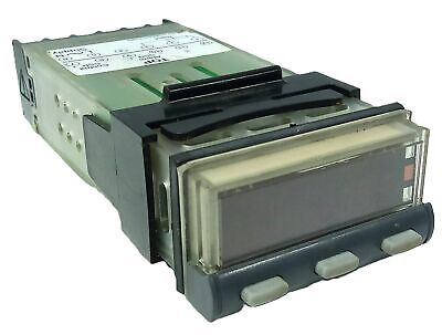 Honeywell DC70E UDC700 100-240 V AC Temperature Controller