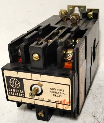 GE CR120B04222 110/120 V AC Coil 600 V Industrial Relay