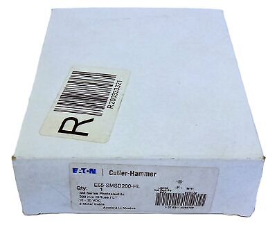 Eaton E65-SMSD200-HL 10-30VDC Photoelectric Proximity Sensor
