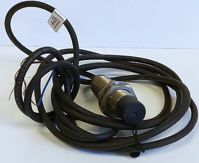 Allen-Bradley 872C-D8NN18-E2 10-30 V DC Inductive Proximity Sensor