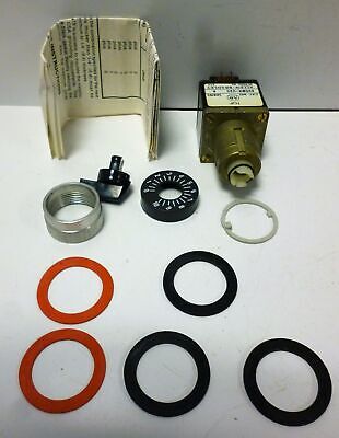 Allen-Bradley 800MR-U20H Potentiometer