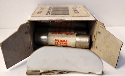 Ferraz Shawmut ATQ3-2/10 500 V AC 3.2 A Amp-Trap Time-Delay Fuse - Lot of 7