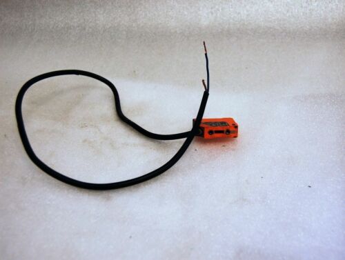 IFM Efector PROXIMITY SWITCH 4MM RANGE 20-250VAC/DC 2M CABLE