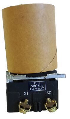 Cutler-Hammer 10250T6221 Illuminated Selector Switch No Knob