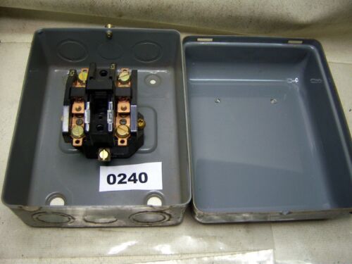 Furnas Contactor 30A in Enclosure 41NA20BJ 24V Coil