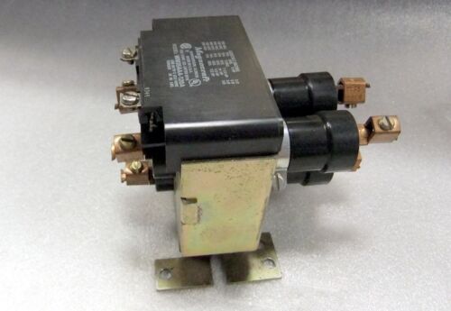 MAGNECRAFT WM35AAA-120A DISPLACEMENT 120V-AC 35A AMP RELAY D443860