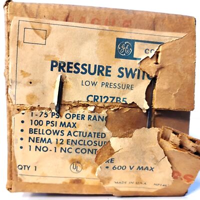 General Electric CR127B5 600 V AC 1-75 psi Pressure Switch in NEMA 12 Enclosure