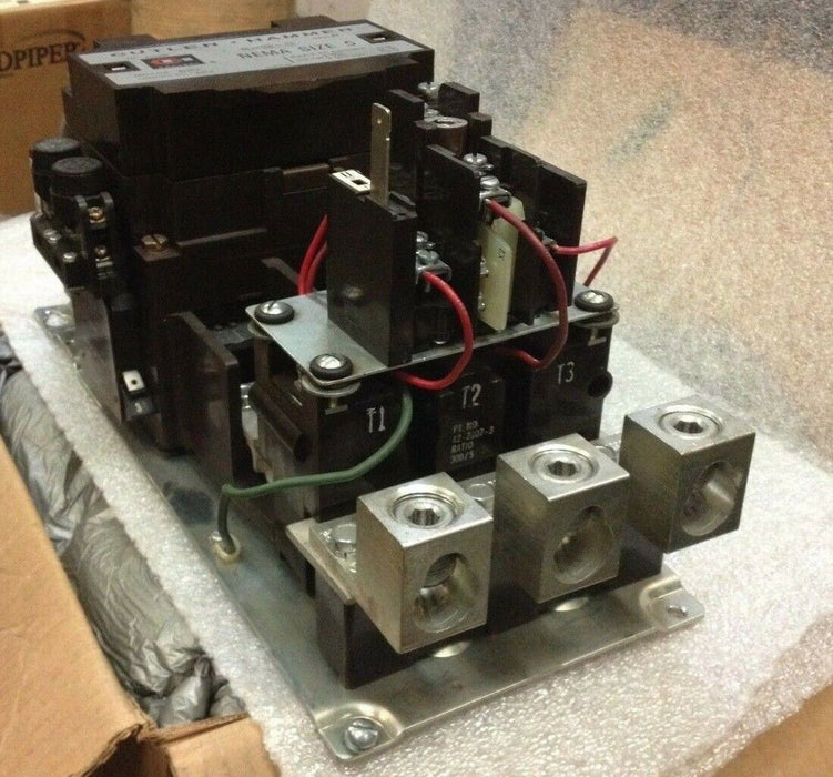 Cutler-Hammer A10GNO 200-575 V 270 A NEMA SIZE 5 200 HP Starter