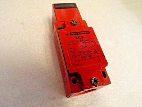 Telemecanique XCS A803 Safety Switch