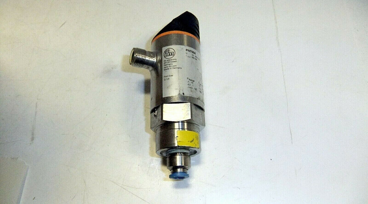 IFM Efector Pressure Sensor PN7004
