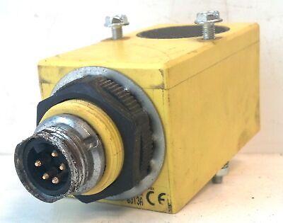 Banner Engineering SUA925QD 120 V AC ULTRA-BEAM Ultrasonic Sensor