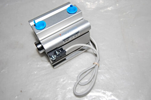 SMC CDQ2B50-30DZ-A73HS COMPACT CYLINDER