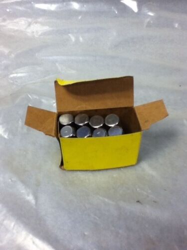 LOT OF 8 Bussmann LP-CC-15 FUSES