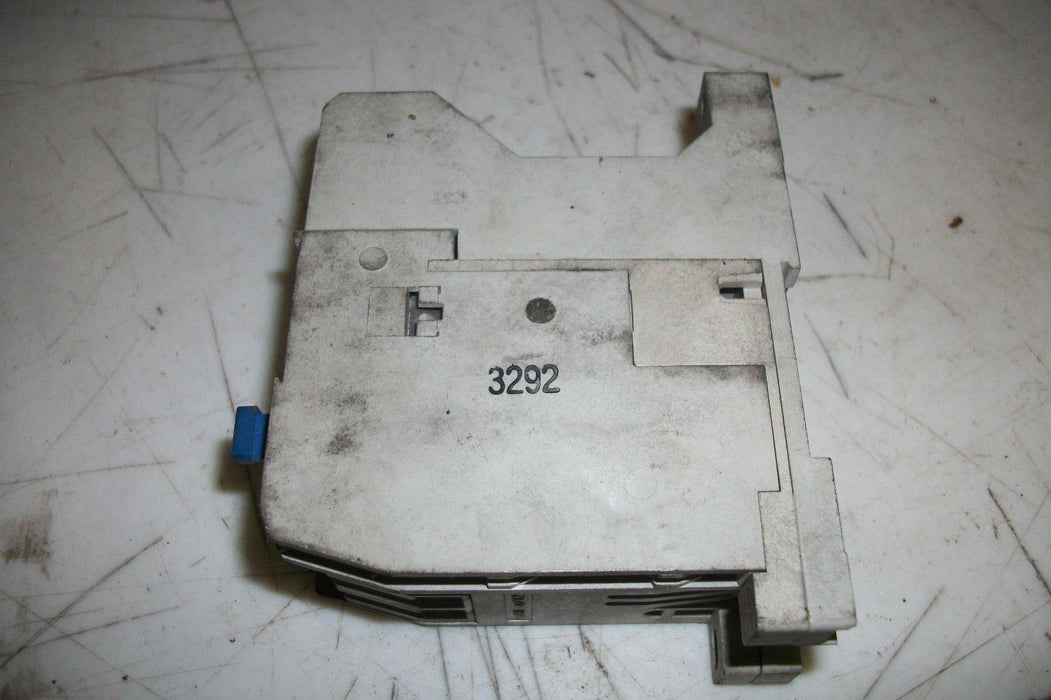 Cutler-Hammer C306TB1 Series A1/C306DN3 Overload Relay Mounting Base