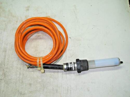 USED Foxboro 910-HA4 CONDUCTIVITY / RESISTANCE CELL