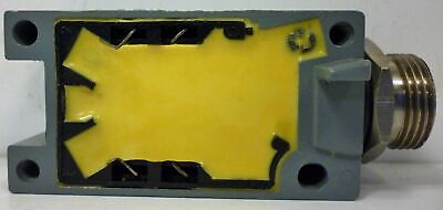 Cutler-Hammer E51RCP5 Proximity Sensor Receptacle with 6 Pin Connector