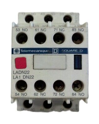 Telemecanique CAD72REQ3828G5 Control Relay w/ LADN22 LA1 DN22
