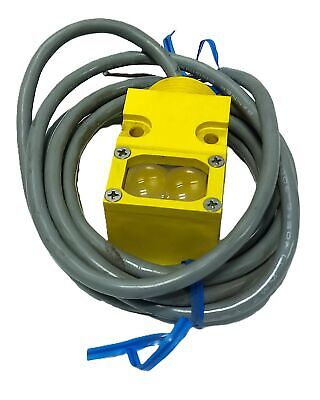 Banner Engineering SMA91E 10-250 V AC/DC Photoelectric Emitter Sensor