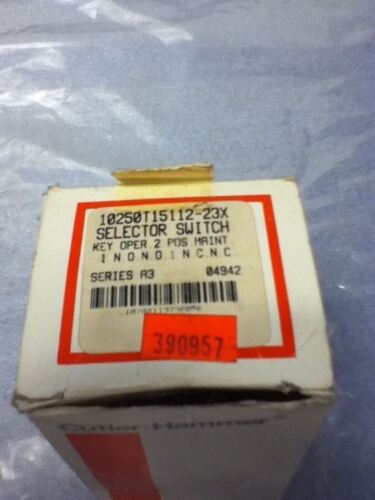 Cutler-Hammer 10250T15112-23X SELECTOR SWITCH