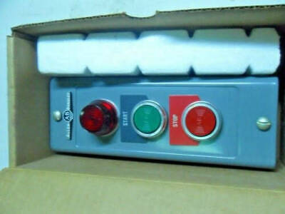 Allen-Bradley 800H-2HAR Pushbutton Station