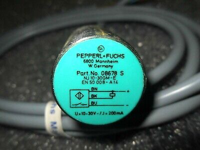 1 Pepperl 08678 S NJ10-30GM-E INDUCTIVE PROXIMITY SWITCH
