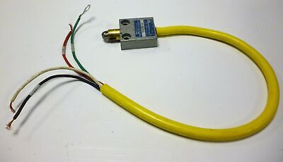 Telemecanique MS02S0604 Roller Plunger Limit Switch