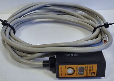 Omron E3S-DS10E4 Photoelectric Proximity Switch