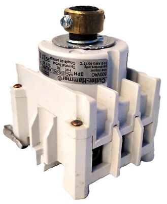 Cutler-Hammer C362N40 600 V AC 40 A Rotary Disconnect Switch No Operator