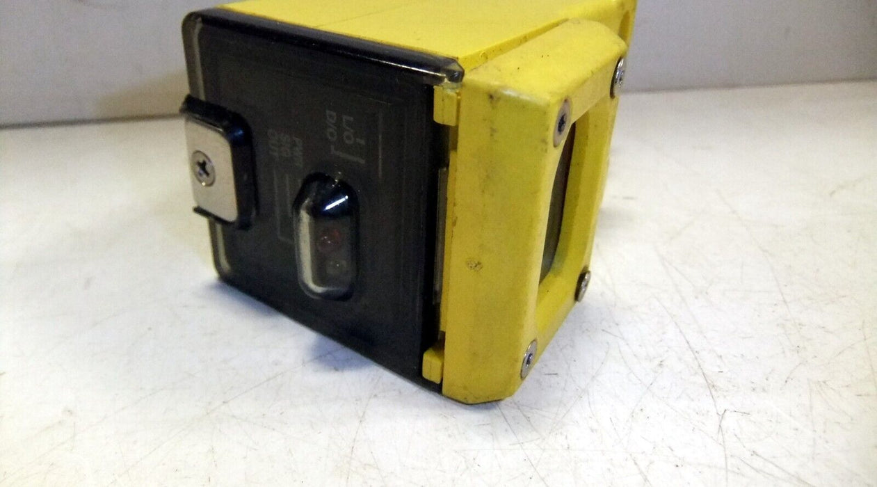 Banner Engineering 37016 Q45BW22FQ Photoelectric Sensor